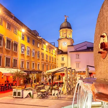 Deluxe, Relaxing & Lovely! Free Secure Parking! * Rijeka